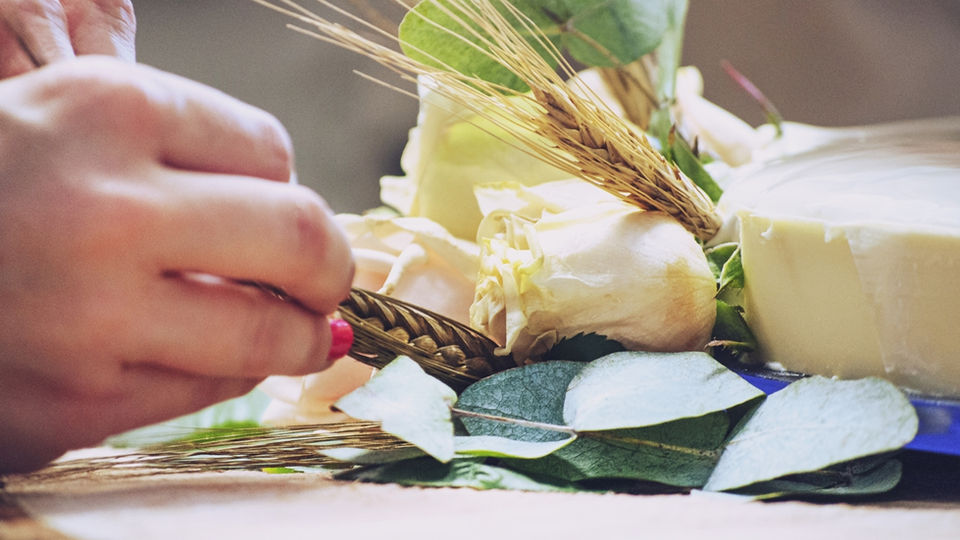 Making Wedding Cake